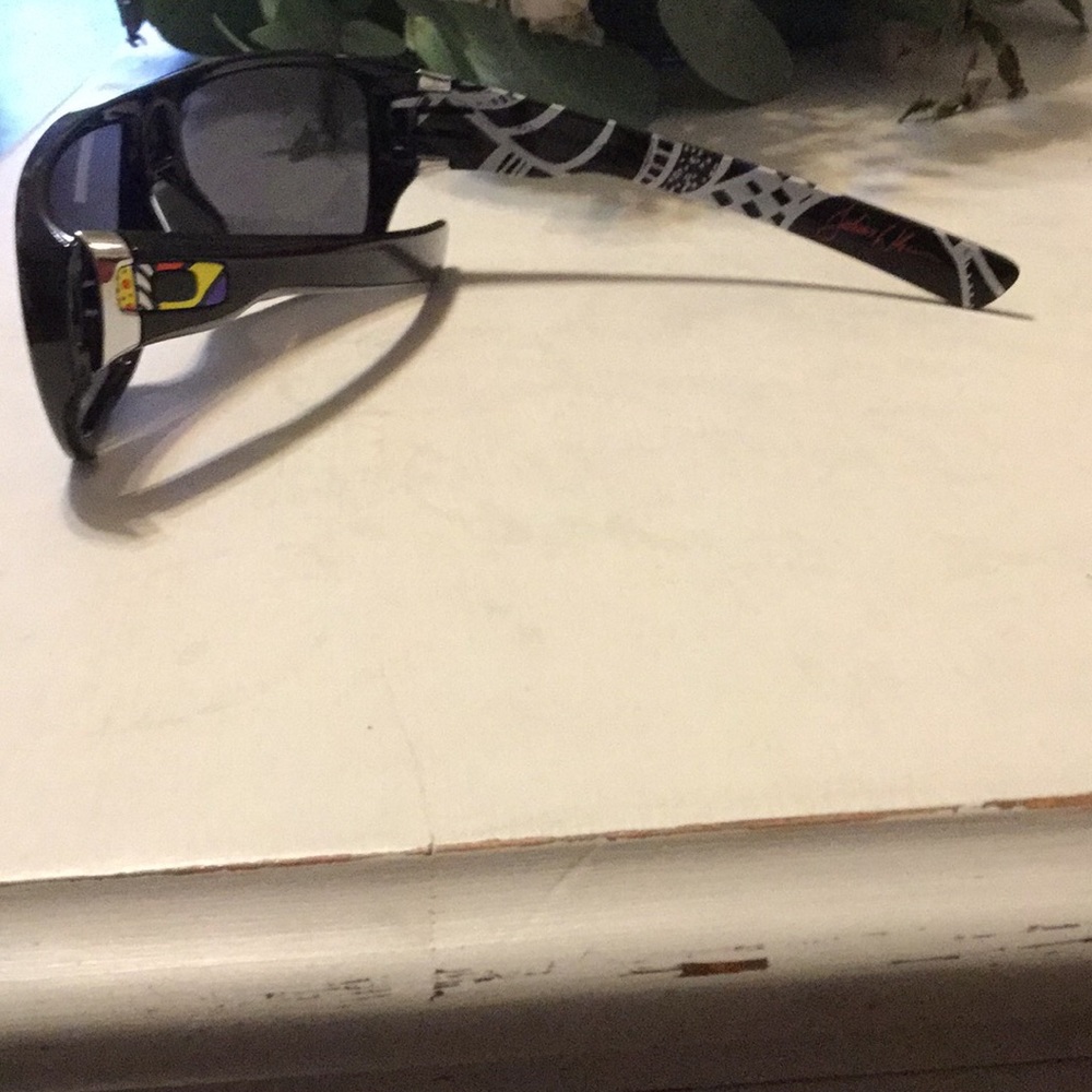 Oakley Dispatch O’Shades